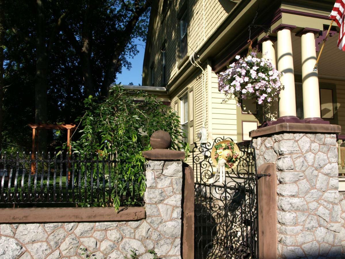 Manheim Manor Bed & Breakfast Exterior foto